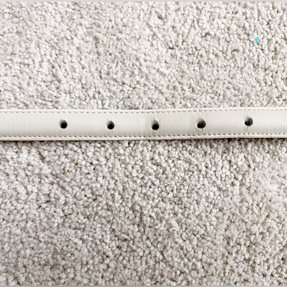 Vintage COACH Skinny Leather Off-White Belt with Brass Buckle - Picture 4 of 5